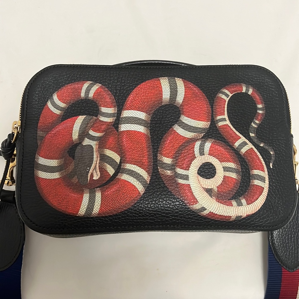 Gucci Animalier Kingsnake Top Handle Camera Bag